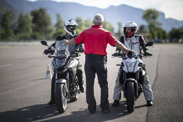 Moto-Warm-Up-Training